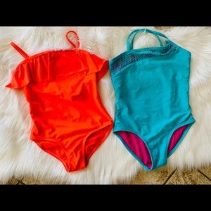 *Girls Set of 2 swimsuits